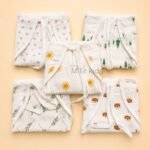 Premium assorted padded muslin nappies for newborn babies made from soft breathable cotton. Reusable cloth nappies for daily use.